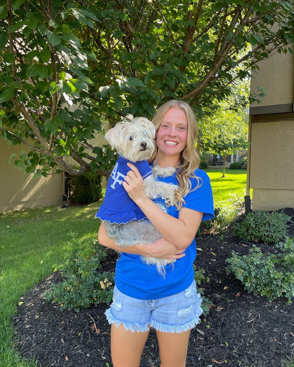 LaurenSteinlage's tweet photo. So excited to be a Falcon! 💙⚽️

#Committed @AF_WSOC  

@KsRush05Girls @KS_RushSoccer @LThunderSoccer @ImCollegeSoccer https://t.co/YnHPLRmALz