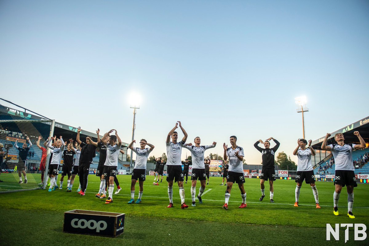 Seier, utsolgt bortefelt og målkåt danske. Deilig <a href="/RBKfotball/">Rosenborg Ballklub</a> ⬛️⬜️