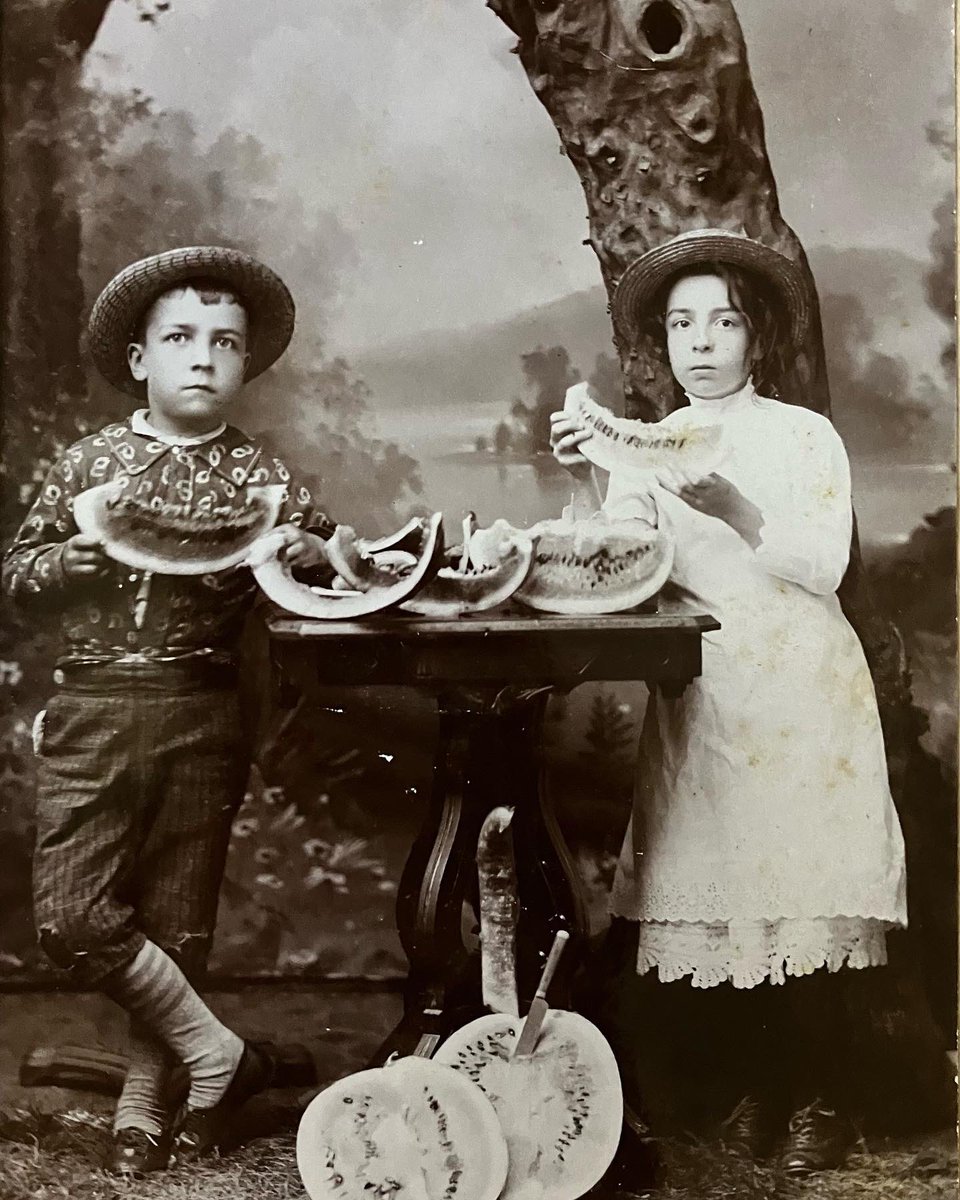NorfolkCulture's tweet photo. Wilsonville is located in the north end of Norfolk County. The village was named after James Wilson.
These two photographs depict two youngsters belonging to the Wilson family enjoying what looks to be watermelon. A summer treat the and now. #norfolkcounty #ontariosgarden https://t.co/i6Z8RARBX8
