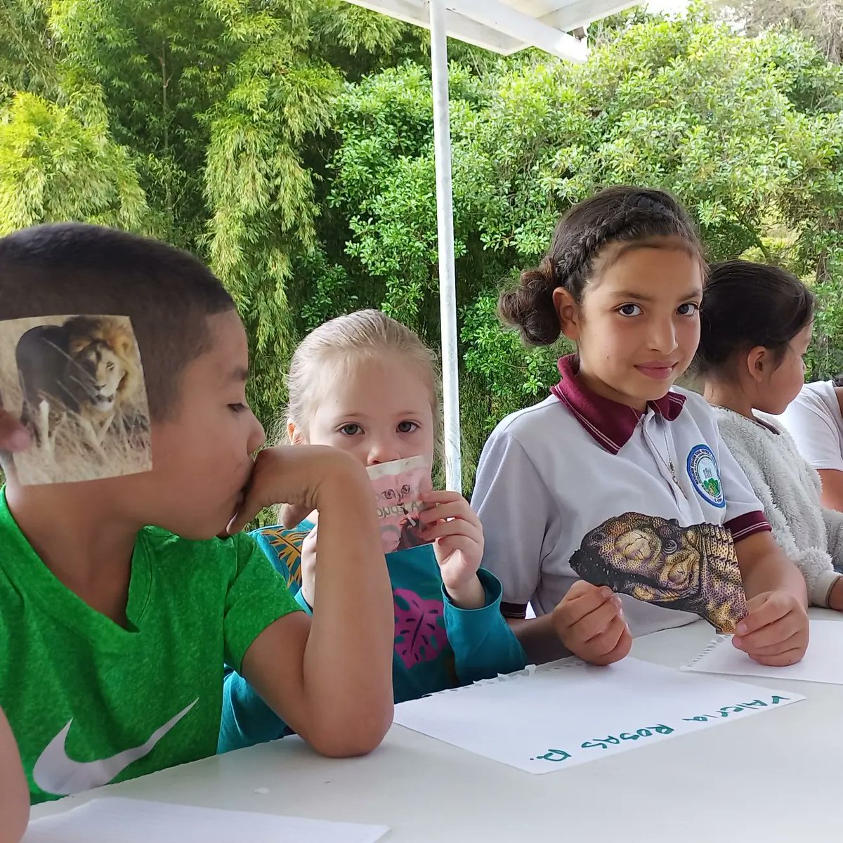 RuralEspiritu's tweet photo. CLUB DE LECTURA INFANTIL
Laboratorio del Espíritu.
🥰😍🤗
#lecturayescrituracreativa. #FomentoArtisticoyCultural #EducacionComplementaria #LaboratorioDelEspiritu #ElRetiroAntioquia #Biblioteca #BibliotecaRural
#VeredaPantanillo #ElRetiroAntioquia https://t.co/p8GS4LafVV