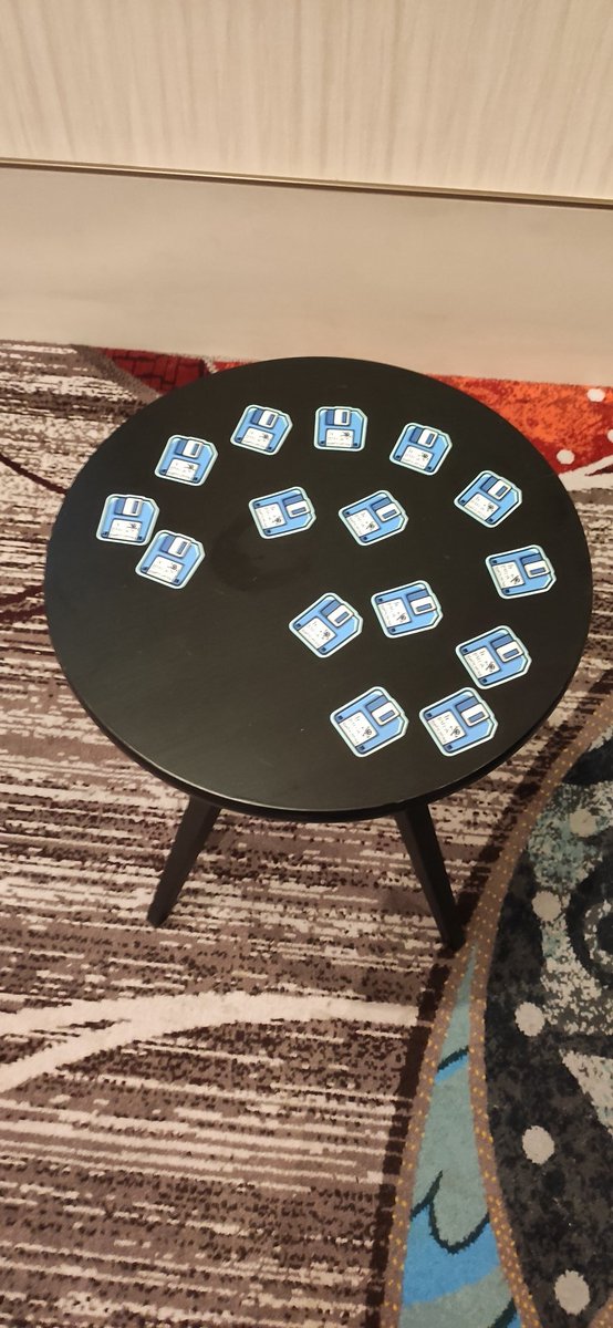 ravEmperorEye's tweet photo. Look for me and you might get something extra with these amazing @Hacker0x01 stickers ๐ #HackeroneAtDefcon30 https://t.co/8gw6bwum0m