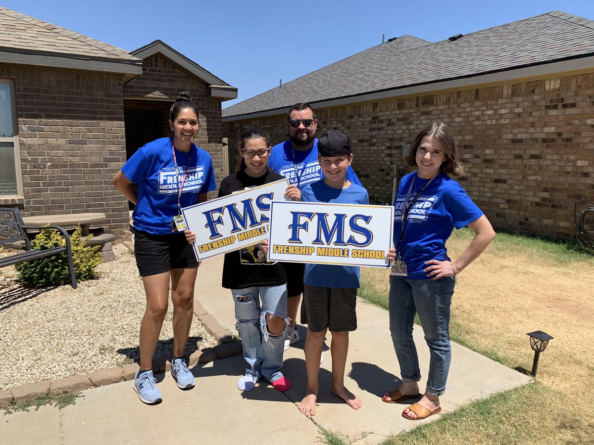 CisnerosIda's tweet photo. Excited to welcome our new FMS tigers! @FrenshipMS @FrenshipISD #thefms https://t.co/YAIXAYrRo8