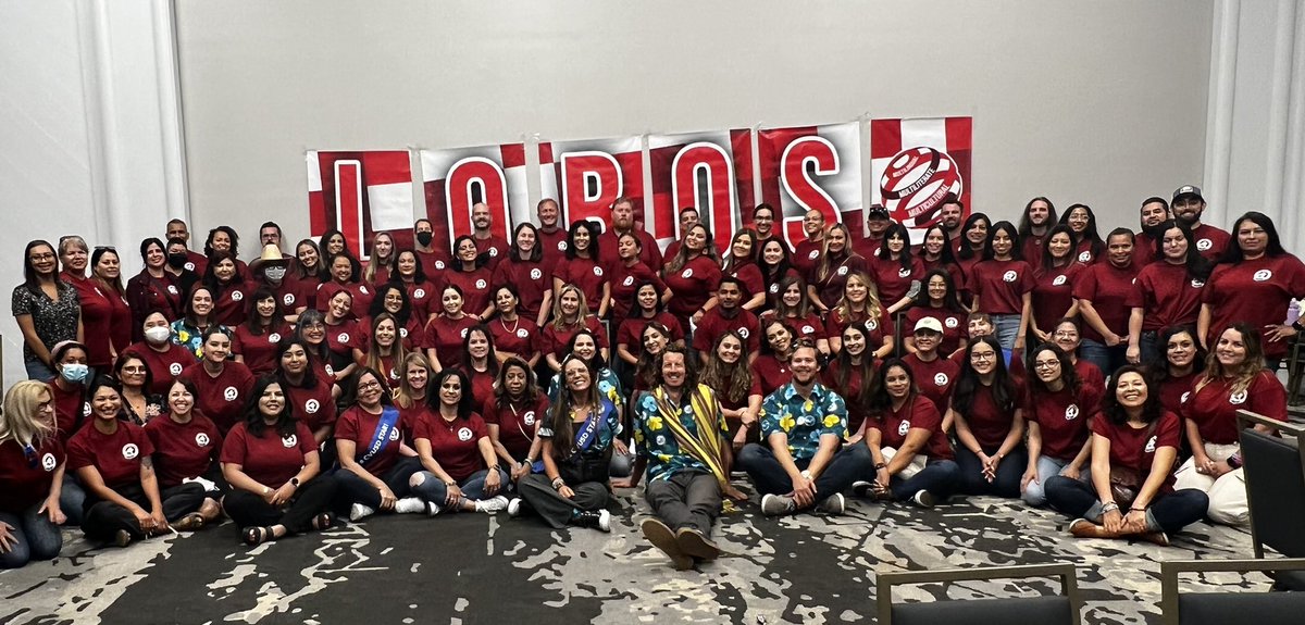 juliacruzf's tweet photo. LOBOS LOVE thriving in @CajonValleyUSD !! ๐บโค๏ธ๐ @bostoniahigh @BosLangAcademy
@travislee_cvusd
@cvworldofwork @Maestra_VRocha
#alwaysalobo
#lobosinvestigate
#becurious
#youbelongcv
#cvwow https://t.co/32Tb127WV7