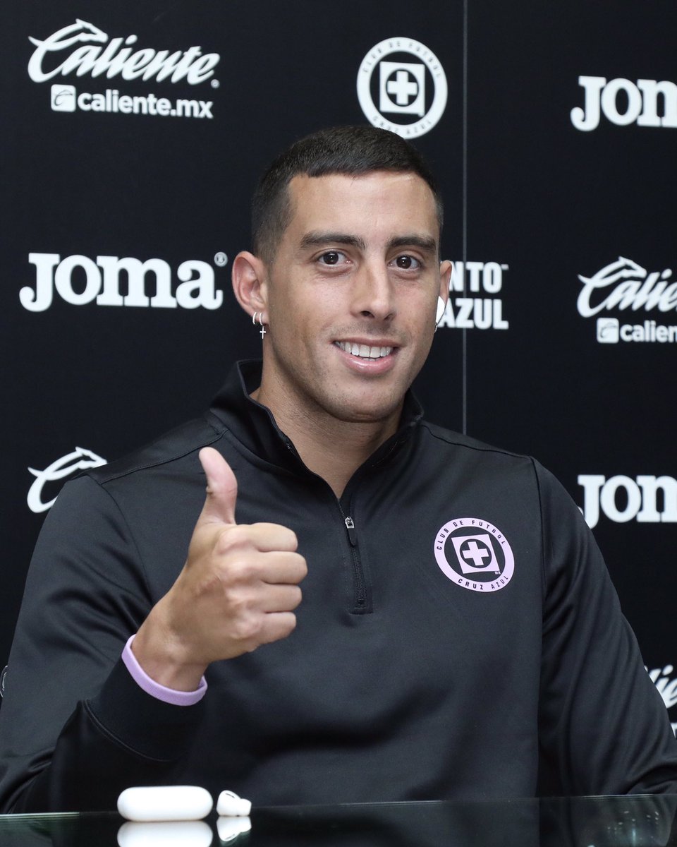 CruzAzul's tweet photo. 🎙 “Estoy muy ilusionado de estar acá. Estamos preparados para enfrentar a Toluca el fin de semana”

– @funesmoriofi25 https://t.co/uem6xJAxma