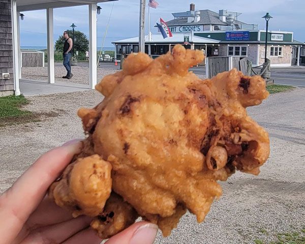 RegionalUSFood's tweet photo. Clam cakes or clam fritters (New England, most commonly found in Rhode Island) https://t.co/Rdt10Ax5O3
