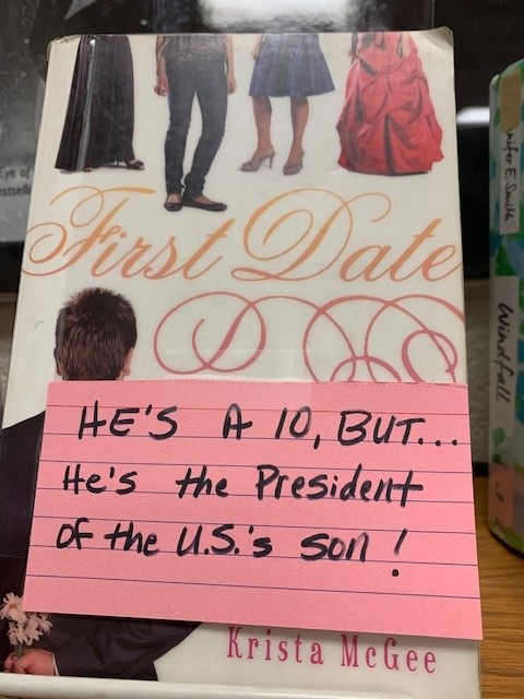 Page Middle Library tweet media