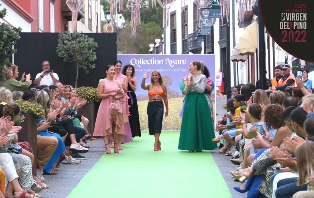 BajadaElPino22's tweet photo. 👗𝗣𝗿𝗲𝘀𝗲𝗻𝘁𝗮𝗰𝗶𝗼́𝗻 𝗱𝗲 𝗹𝗮 𝗰𝗼𝗹𝗲𝗰𝗰𝗶𝗼́𝗻 𝗱𝗲 𝗺𝗼𝗱𝗮 “𝗖𝗼𝗹𝗹𝗲𝗰𝘁𝗶𝗼𝗻 𝗔𝘄𝗮𝗿𝗲” 𝗱𝗲 𝗪𝗮𝗹𝗲𝘀𝗸𝗮 𝗠𝗼𝗿𝗶𝗻
@AytoElPaso 
#BajadaVirgenDelPino22
#ElSentimientoQueNosUne
#OrgulloPasense
#AyuntamientoDeElPaso
#ElLatidoDeLaPalma https://t.co/u1gWV38ML7