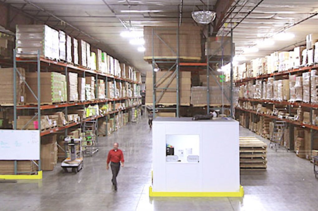 YunkerInd's tweet image. Through our stellar order #fulfillment processes, we can reduce costs &amp;amp; execute your desired job with precision &amp;amp; accuracy. Expect a quick &amp;amp; easy #experience when navigating our online inventory fulfillment portal. Want to learn more... visit yunker.com/contactus.html #jobdoneright