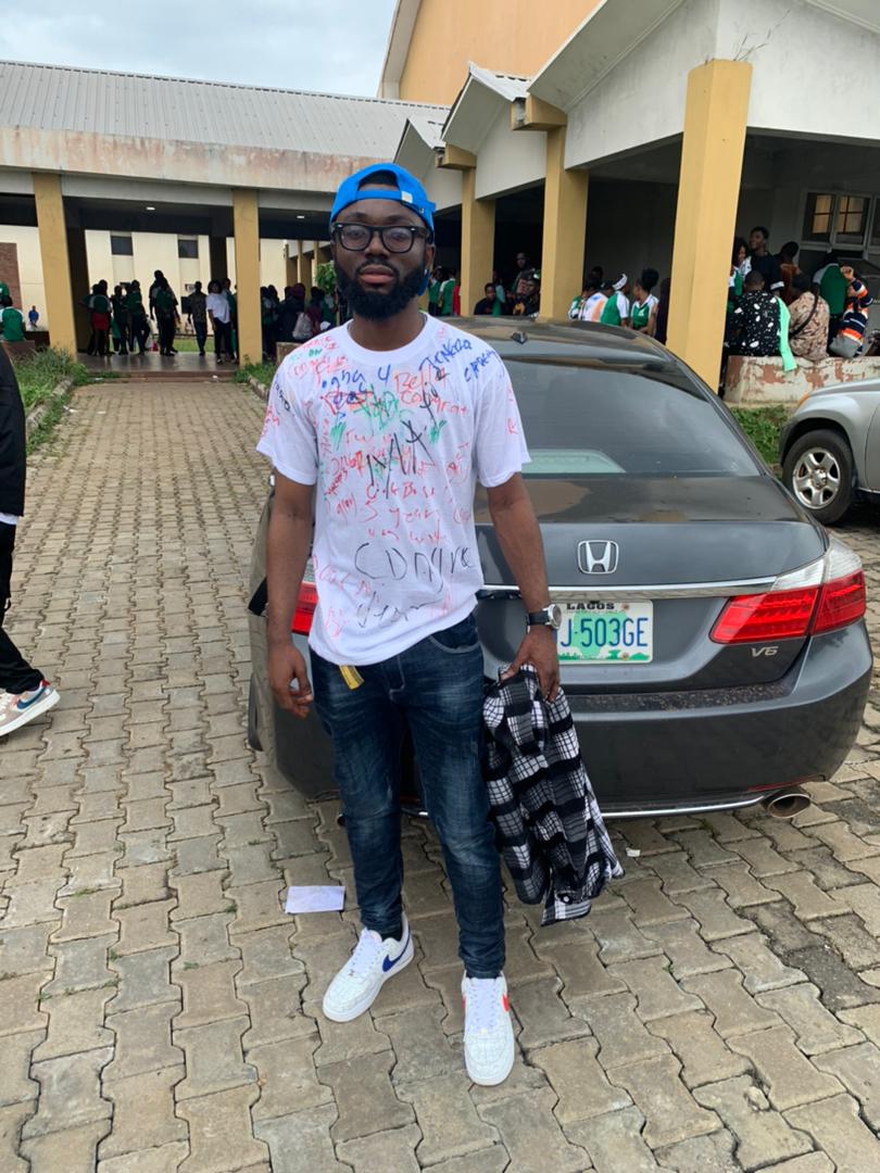 DittyNene's tweet photo. IG saw it first
My padi is a graduate o ๐ Congratulation is the only valid conversation ๐๐ฅ My bro signed out today,Is official y'all..Stop playinggg, Babymaxy fresh like today's bread!! Cuteness overload. Thank you Lord! ๐ For is a success. #certifiedgraduate #BBNaijaLevelUp https://t.co/2IrmKWzIm9