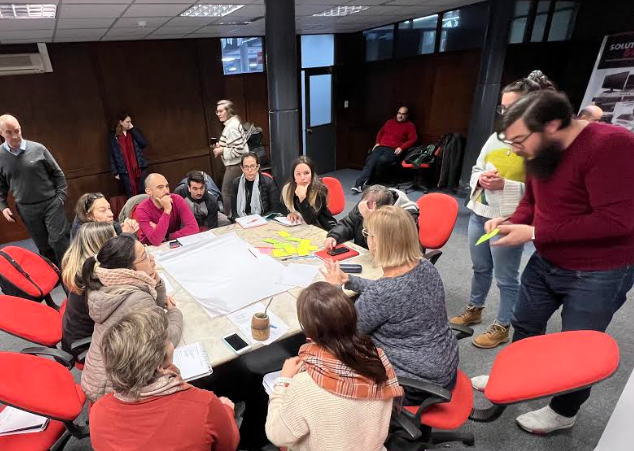 ANIIuy's tweet photo. 👏 Felicitamos a @CempreUy @datauy #IUXTA y @globaluy por su proyecto "Trazabilidad de residuos industriales", apoyado por ANII y @IDB_Lab en un desafío del @MAmbienteuy, fue reconocido regionalmente por @RELAI_LAT en la categoria "innovación pública”.
👉 https://t.co/F0bkNnoxil https://t.co/s5YgUcG6q5