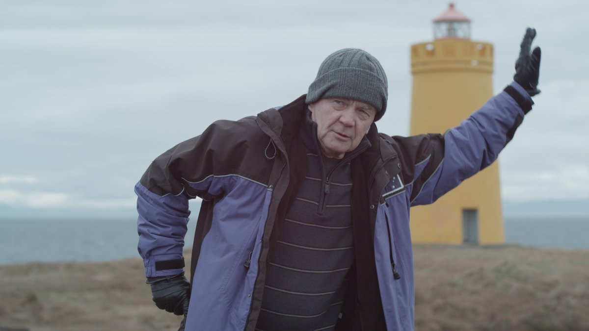 RIP Paul Eenhoorn, we love you.❤️ Hope you and Big Earl are smoking cigars and yukking it up right now in the big Blue Lagoon in the sky. 🌊🌤️🌈 hollywoodreporter.com/movies/movie-n…