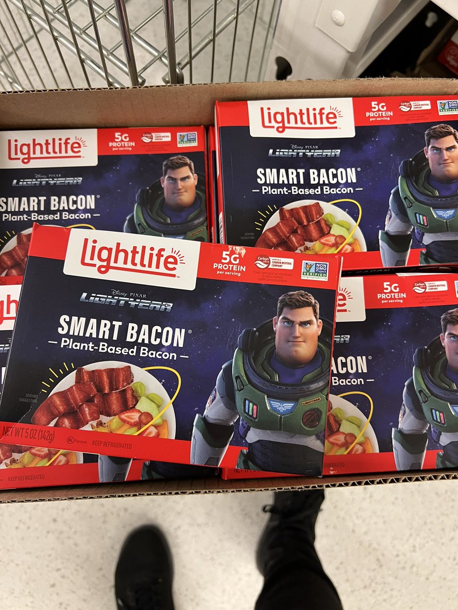 Þegar man pantar vöru í matvörubúðina sína og Sigmundur Davíð er nýja mascotið á umbúðunum 😳