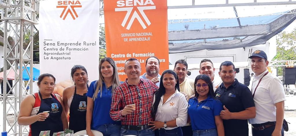 JaimeBravoCalde's tweet photo. #MasterRice, actividad lidera por el Centro de Formación Agroindustrial La Angostura a través del programa SER y la presentación de la oferta de servicios del #SENA #FERIADELARROZ #CAMPOALEGRE #HUILA apoyo de la #AgenciaPúblicaEmpleo @zambrano_ospina @senahuila https://t.co/2P3AcjJyJm