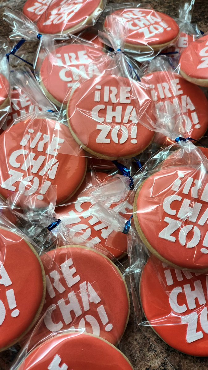 Atención San Pedro de la paz!! Este domingo nos vemos en la Feria Candelaria 🤩 Nuestros amigos de la región del BioBío se preparan para recibirlos con estas maravillosas galletas del rechazo #ConTodosYConTodo