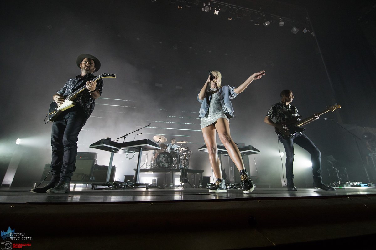 VicMusicScene's tweet photo. Quick Pics: @Metric launched #TheDoomScrollerTour with the first of two shows at The Royal Theatre (@RMTS_Victoria) in #yyj Thursday night.
The second show presented by @livenationwest happens tonight (August 12). Some tickets are still available.
π· @magmazing https://t.co/3bFn0Rg8VE