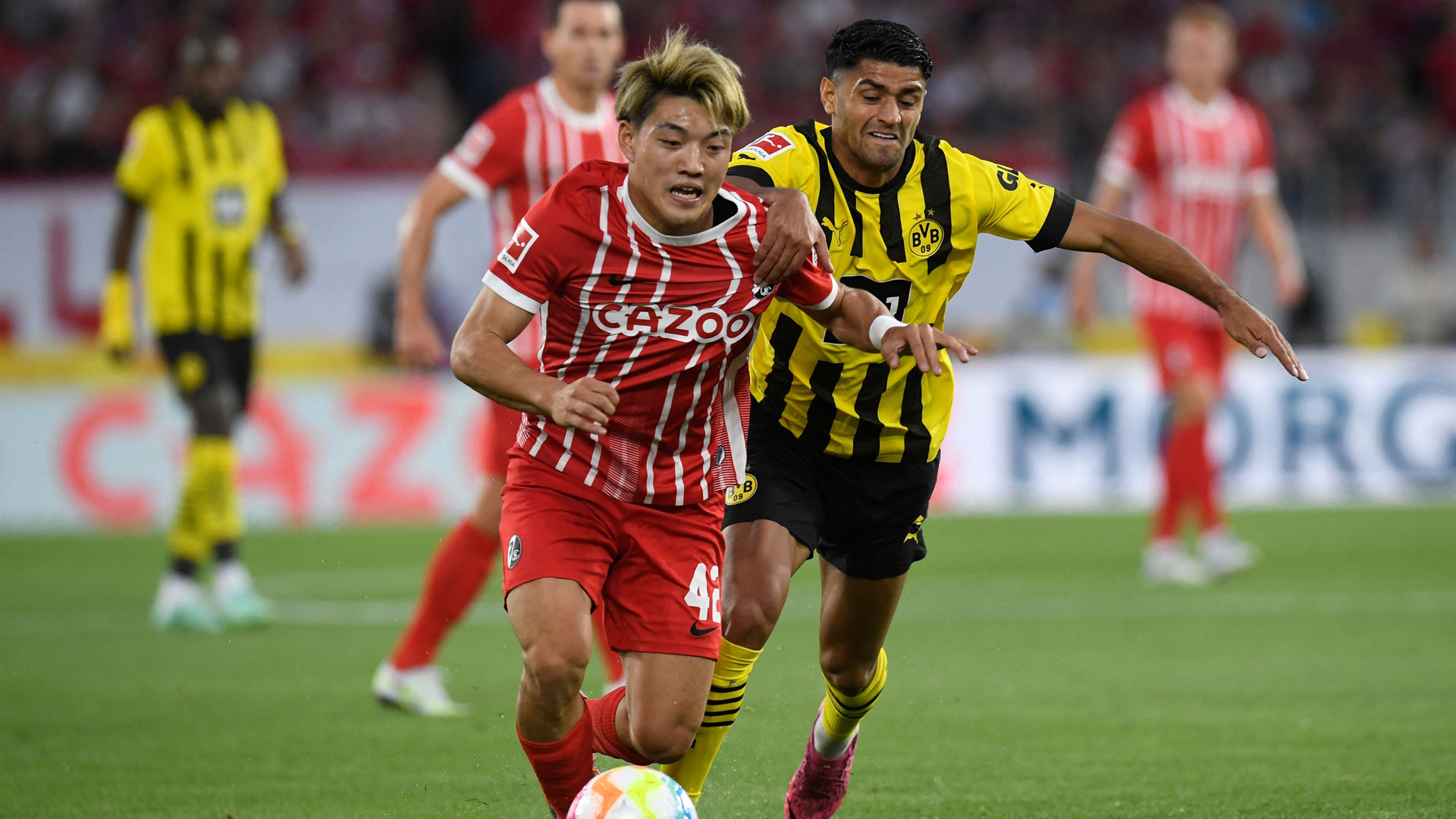 Goal Japan 采配的中で逆転勝利 17歳の ムココ が逆転弾 ドルトムントがフライブルクに逆転勝ちで開幕2連勝 堂安律 は85分までプレー フライブルク 1 3 ドルトムント T Co Gadkexrdjk T Co Ricmg8ih1w Twitter