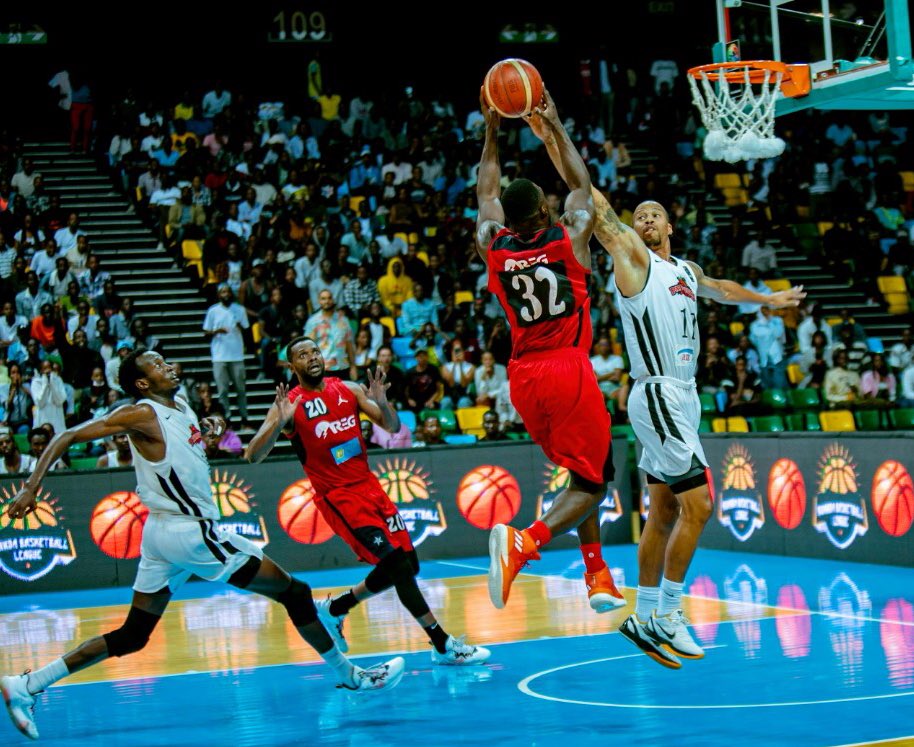 ferwabaRW's tweet photo. #RBLResults 

The Highly anticipated Game of #REGHejuru  AND #TURIPatriots was all of what you expected it to be. Competitiveness, Amazing to watch and  new but not New faces on both teams,

Rwanda Basketball League is On
See you at the Playoffs.
#RBL https://t.co/2aNetiZp01