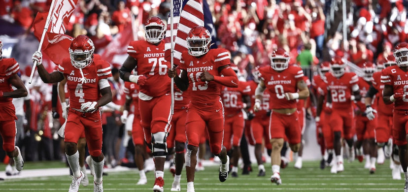 BurrellAeron's tweet photo. #AGTG After a great conversation with @C_Forestier1991, I am very blessed to say that I’ve received a offer from the University of Houston! @ParkwayFootball @KohlsKicking @CoachMCScott @RecruitLouisian @Coach_Radke @cbrot34 @UHCougarFB https://t.co/2gGep4iDHG