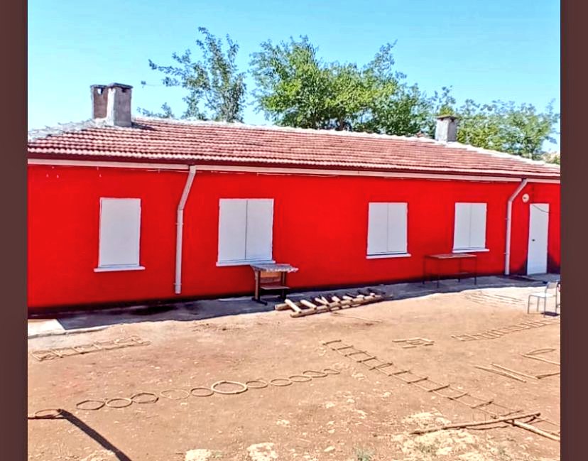Sn Bakanımız Mahmut ÖZER'in talimatıyla Bakanlığımız tarafından, köy okullarının 🏡 yaşam merkezlerine  dönüştürülmesi amacıyla başlatılan "Köy Yaşam Merkezleri" projesi 🏘️   kapsamında ilimizdeki çalışmalar devam ediyor.🌴🌱

<a href="/tcmeb/">Millî Eğitim Bakanlığı</a> <a href="/Murat4Kucukali/">Murat Küçükali</a> <a href="/aliihsansu_/">Ali İhsan Su</a>
<a href="/GelenMustafa/">〽️G</a>