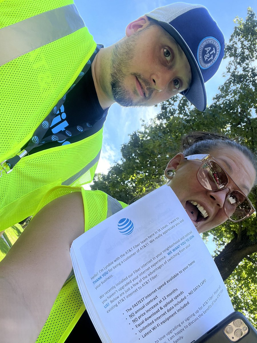 ElfenLyndsie's tweet photo. Kamo Fiber Team at it again! #lifeatatt https://t.co/51bKKbODyH