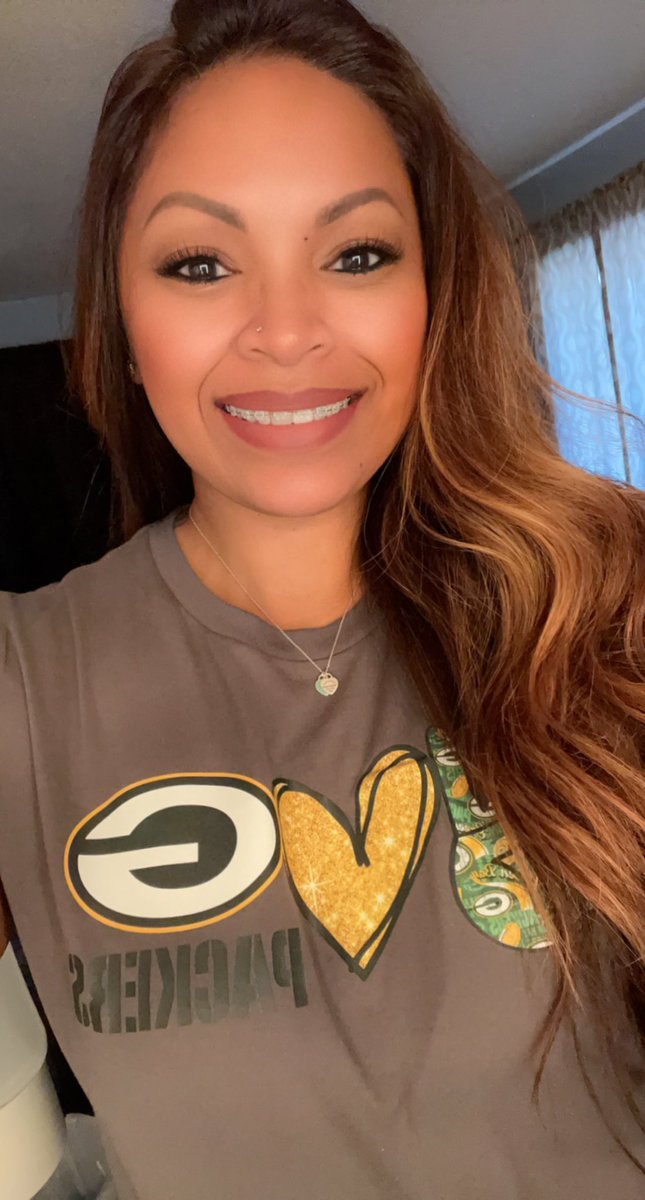 ✌🏼💛 PACKERS!

It’s Game Day!!! 💚💛

#GBvsSF | #PreSeason2022 | #GoPackGo