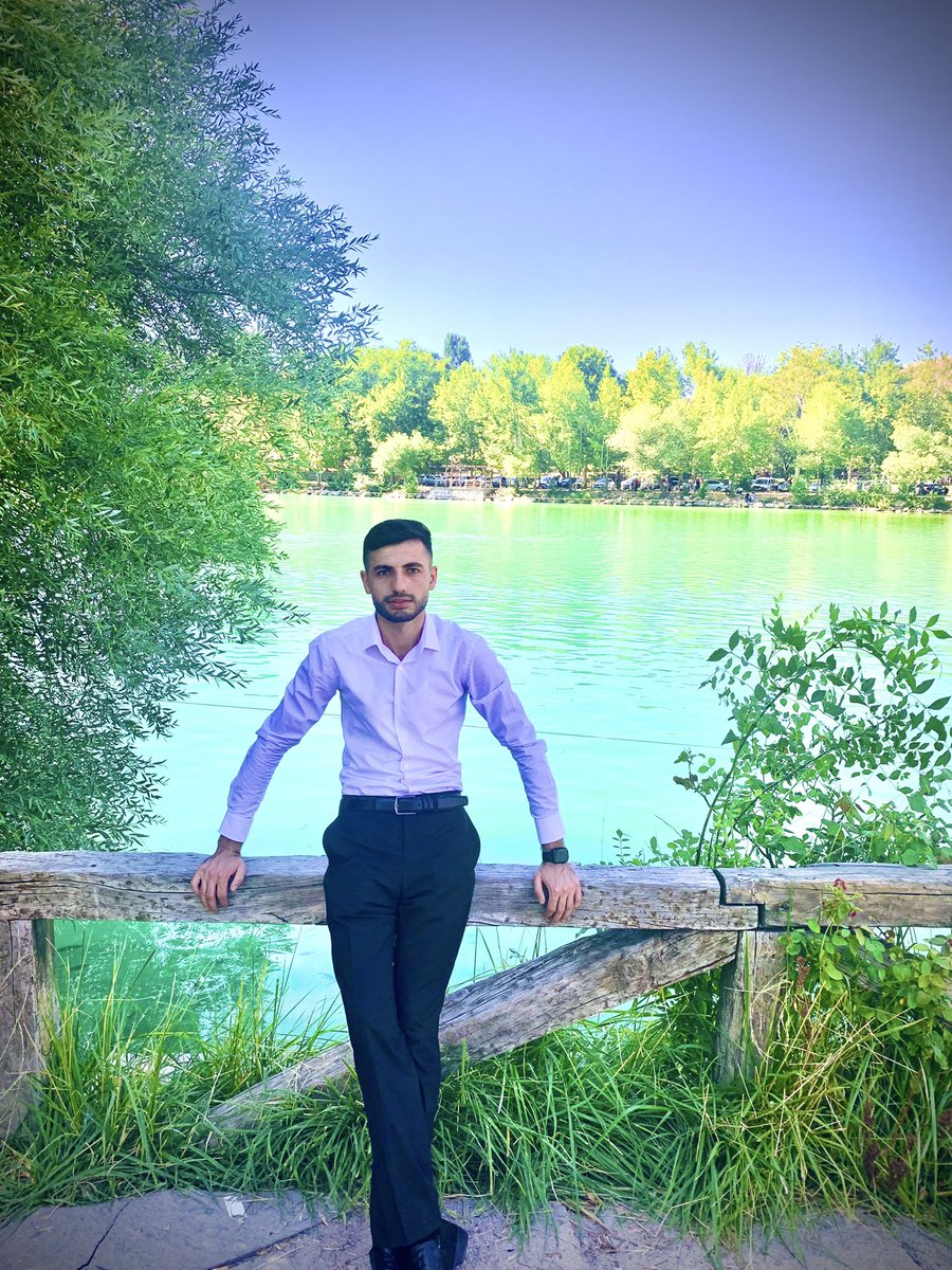 Bizim kimseye eğecek başımız yok ..