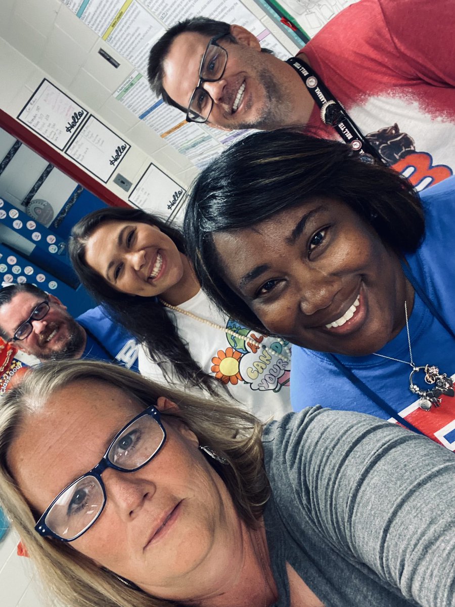 WorleysWinners's tweet photo. The BESt 4th grade team around. https://t.co/tjIi03OwEj