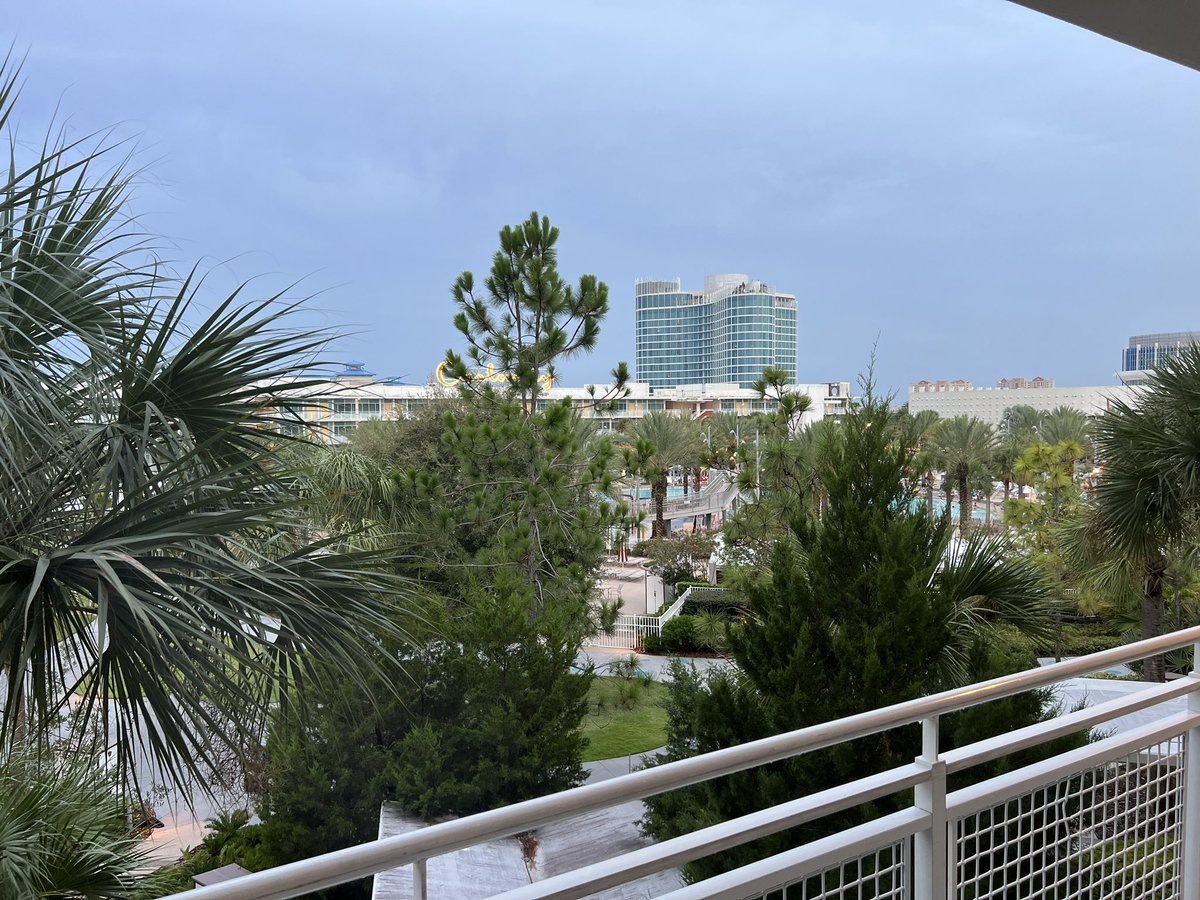 daguru9's tweet photo. #ResortDays Are the best days… esp since your stay is only for #ResortDays #CabanaBay #CabanaBae #USO #UOAP @mrsguru9 https://t.co/FlbWKiiE0q