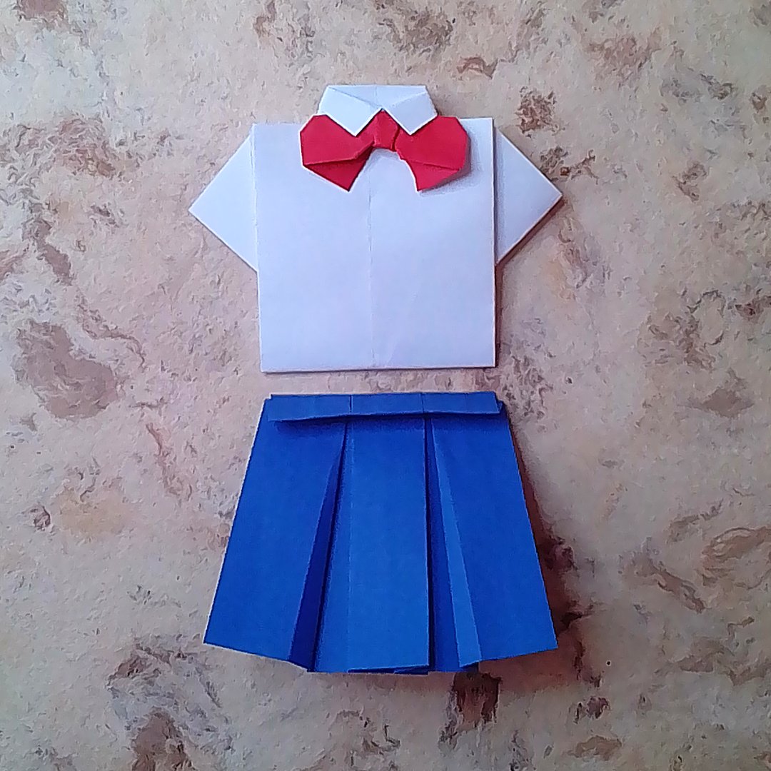 origamito_'s tweet photo. This pleated skirt turned out very pretty, I wanted to show it with a shirt and a bow!: https://t.co/FEO4q2DAI5
.
.
.
#skirt #skits #falda #faldas #diy #crafting #crafts #giftideas #gifts #origami #origamito #origamicommunity #paperart #ideasforkids #origamifun #handcrafted https://t.co/LwsdJmlXag