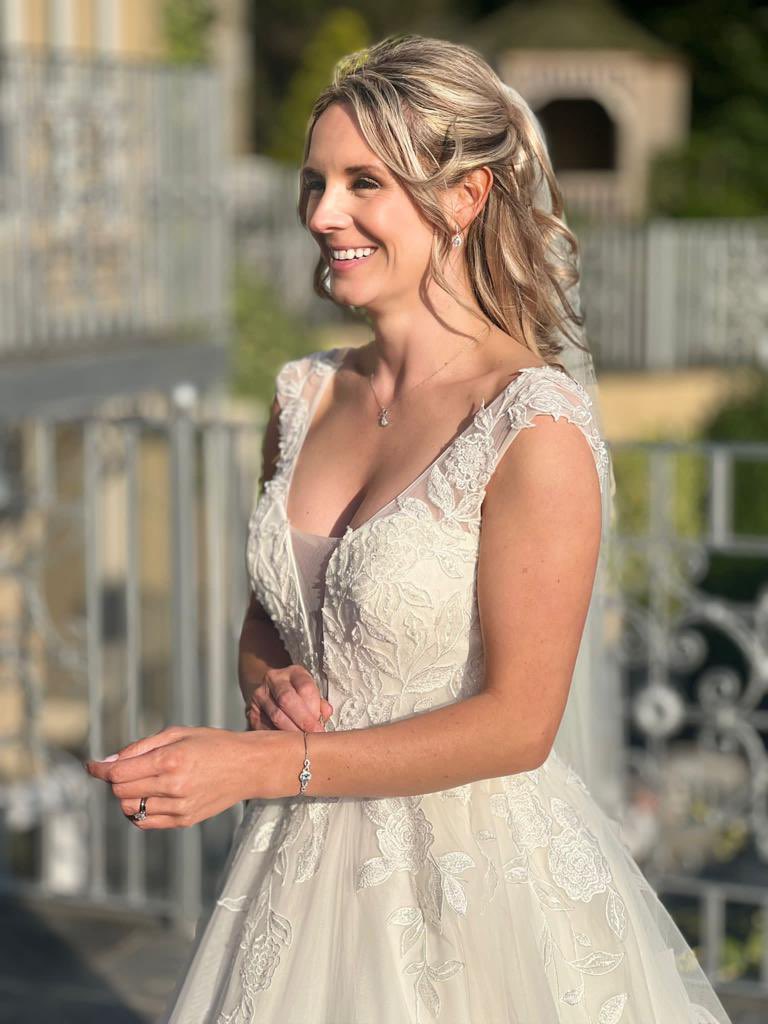 ad_mather's tweet photo. Already a week married! Time flys when your having fun 🤩 so happy to call this woman my wife ❤️ together forever #Married #MrAndMrsMather #Honeymoon #DreamLiving https://t.co/1idtOodFGt