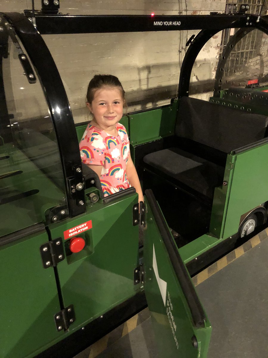 Nikki Appleton tweet media