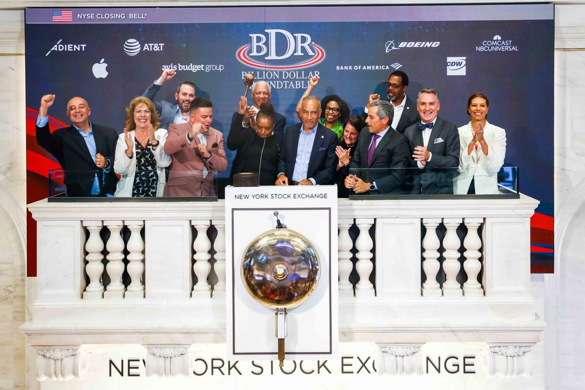 NYSE's tweet photo. The Billion Dollar Roundtable celebrates companies who have invested $1B in diverse suppliers. @BDR_USA 

#NYSECommunity members include @Merck, @JNJNews, @jpmorgan, @BankofAmerica, @IBM, @Cummins, @cvspharmacy, @Dell, @Ford, @GM, @kroger, @Walmart, &amp; @Verizon https://t.co/v42MqAY4vL