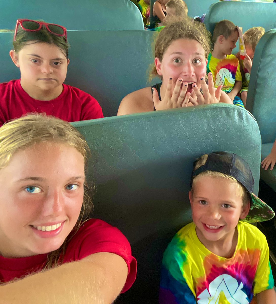 RainaMae4's tweet photo. Shout out to this years’ Camp Wauconda (@WaucondaPark) staff for being the most dedicated, hard working, loving, creative, and supportive group of people I have ever met ❤️ https://t.co/Z8RpxLkojL