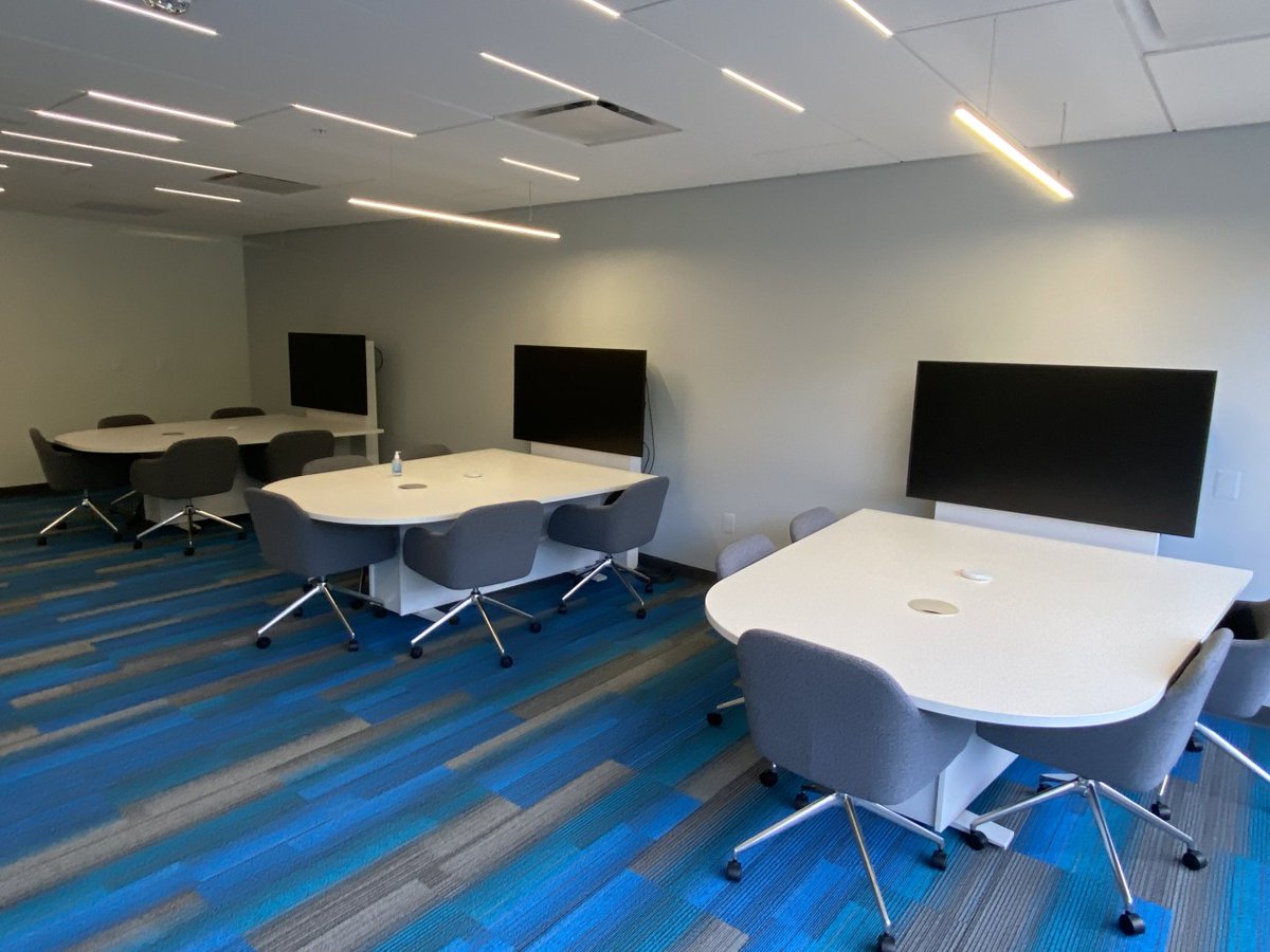 worksourcemd's tweet photo. The WSM Community Impact team had an excellent meeting at #ignITeHub at @montgomerycoll this past week! 🏫 What an exciting, unique space where students of all ages can learn #coding! Learn more at https://t.co/tYwm7RQNrC 🖥 ⌨️ 🖱 #InfoTech #LearningSpace #MoCoMD https://t.co/mYlpSlm4dG