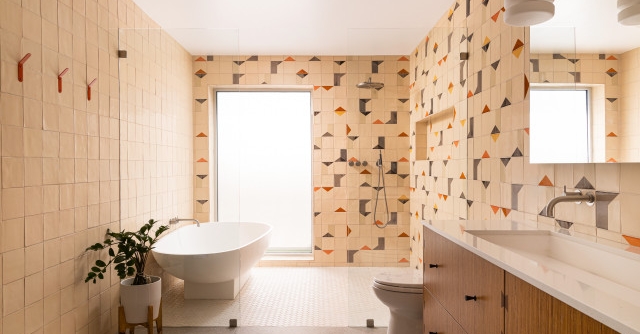 Bathroom of the Week: Colorful Tile and Streamlined Comfort houzz.com/magazine/bathr…