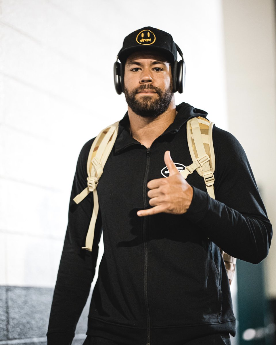 nyjets's tweet photo. Friday Night Lights https://t.co/aKnKpUNdJB