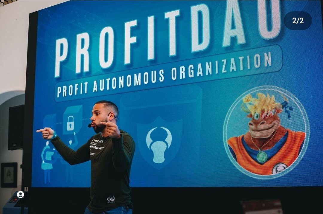 PROFITFRIEND's tweet photo. Our CEO @emiletrade explaining the PROFITDAO one of the utilities of our NFT #ProfitfriendsClub

Imagine a DAO where you can Vote and also earn !! https://t.co/K3PZc2vX5Y