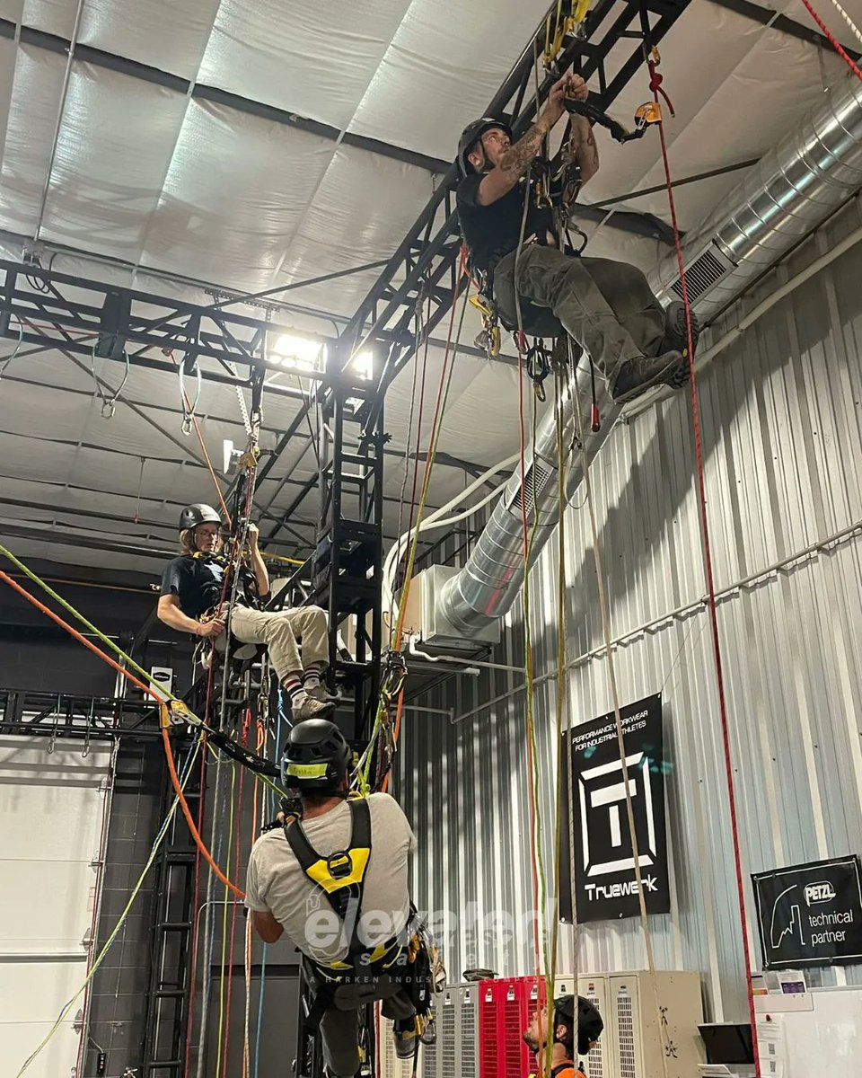 elevatedsafety's tweet photo. Congratulations to everyone who passed their #SPRAT certification today during their #SPRATeval at our Colorado facility. Our students loved using the #Clutch this week.
If you're looking for a #SPRATcourse, check out our website: https://t.co/FftVsu76oJ
#ropeaccess https://t.co/wKTMFIkrhp