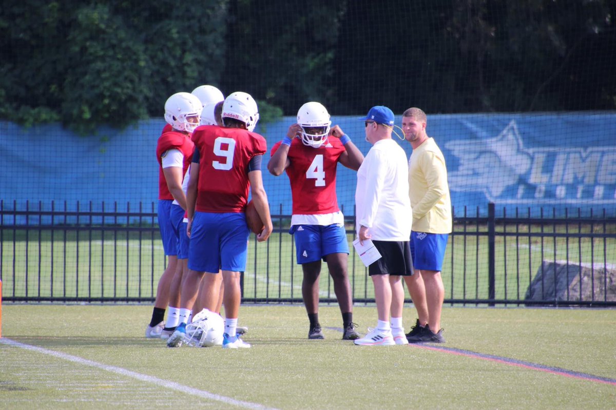 CoachJKos's tweet photo. Great wisdom for the Limestone Q’s to have former NFL Head Coach Brad Childress with us this week! Always be learning! https://t.co/oEOIiaZaEi