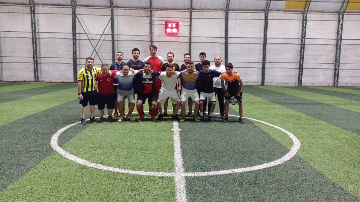 akgnconikisubat's tweet photo. ⚽️Bizim Beyler Sahada🥅

AK Genç Onikişubat olarak düzenlediğimiz futbol maçında kazanan Gençlik olsun dedik. Tatlı rekabetleri severiz.😉

❤️‍🔥Sıcakkanlı ekibimize katılmak veya Gençlik adına yapılabilecek proje önerilerini bizimle paylaşmak istersen biz hep yanınızdayız.🫂 https://t.co/dVE5o74CTk
