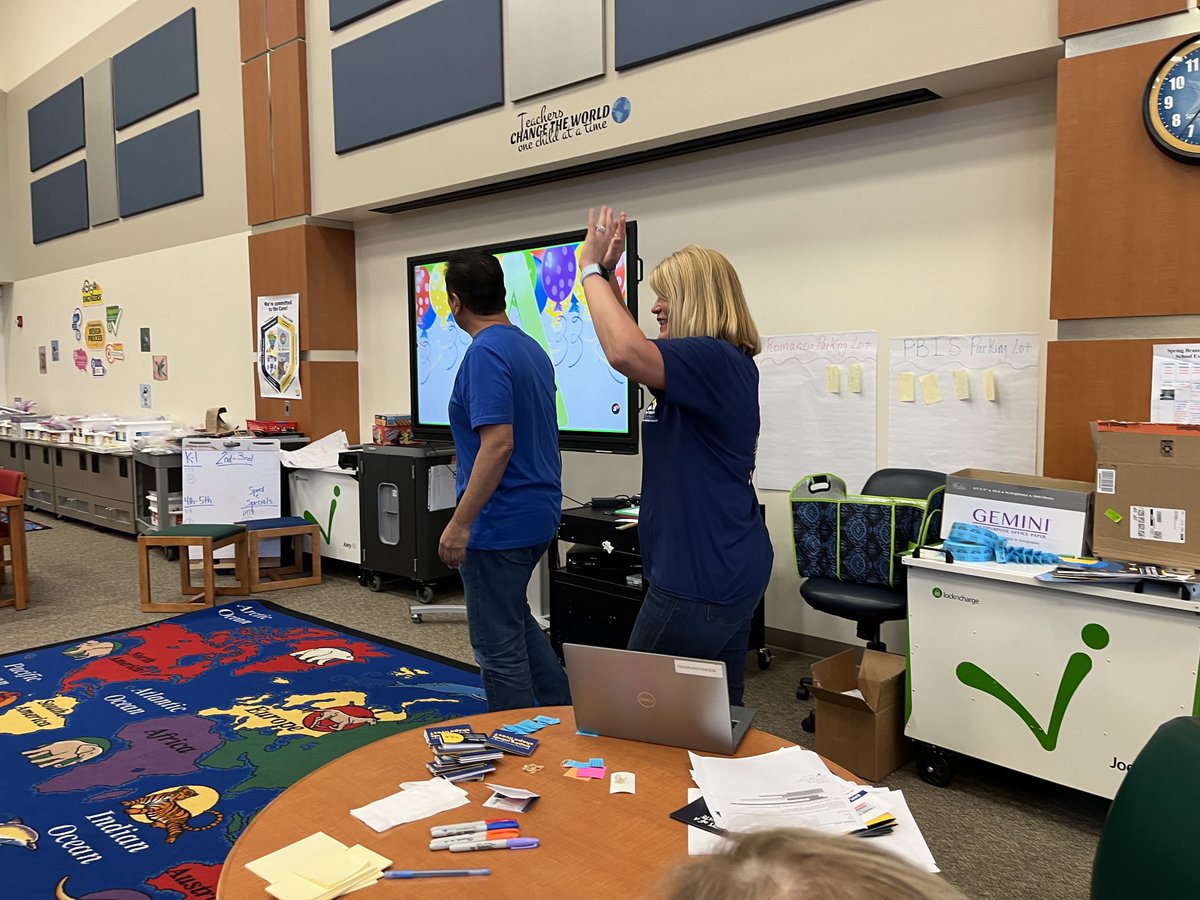ZhouMathews's tweet photo. SBE is an A school!!  We did it!! ⁦@SBISD⁩ ⁦@SBEBears⁩ ⁦@jennifer_blaine⁩ ⁦@MJenParker⁩ ⁦@DRodriguez_SBE⁩ https://t.co/If1ES72C7c