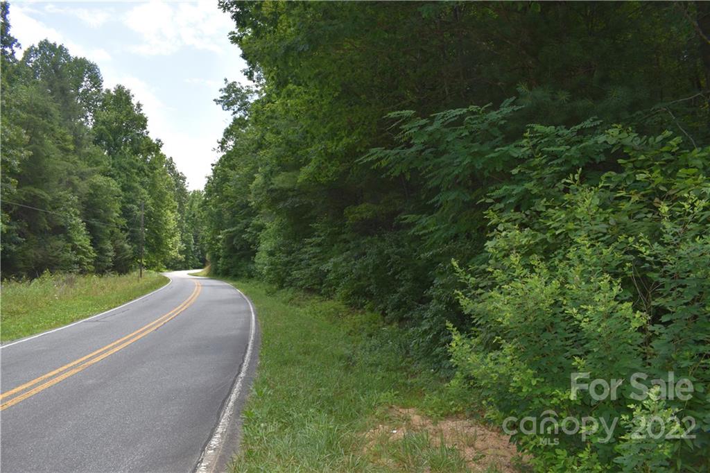 WhitsonRE's tweet photo. New Listing! $39,900.00, 0BR, 0BA, 0 Old Neal Road, Marion, NC 28752, Full Details https://t.co/Xj8LAfRqa2 https://t.co/0Lr0KpZu4M