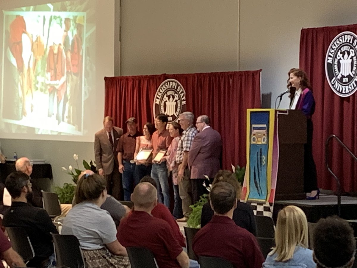 JeffDean_UGA's tweet photo. In addition, Drs. Ahn, Harris, and Krishnan, as well as Dr. JoVonn Hill and Ms. Jennifer Seltzer, received William White Special Project grants. #BCHEPP https://t.co/7AAt9eCkA3