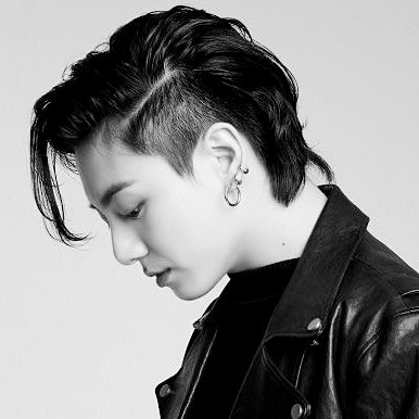 rockstarJKK's tweet photo. vampire jungkook x dicon jungkook🖤 https://t.co/LkeldHp1wL