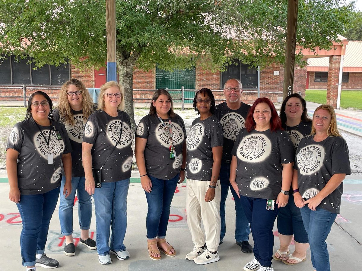 BridgerCierra's tweet photo. Meet the teacher today ๐ @TimbercrestElem #esesquad #bpk https://t.co/LbhEy0ghfe