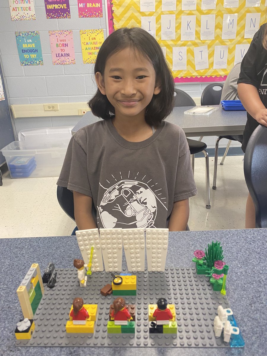 Fifth grade reviewed Habit 2: Begin with the End in Mind by building their future careers with Lego’s! #fifthonfire #leaderinme #AESPride <a href="/AlvatonElem/">Alvaton Elementary</a> <a href="/delanna_herald/">Delanna Herald, NBCT</a> @mrscarr_aes @CookwithBooks5