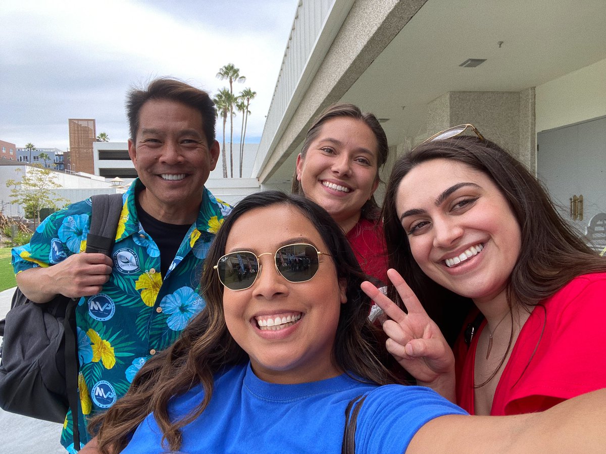 Vivian Alegria 🍎 (@mrsvalegria) on Twitter photo Selfie with the boss 😎 #CVUSD <a href="/CajonValleyUSD/">CajonValleyUSD</a> <a href="/davidmiyashiro/">david miyashiro</a> <a href="/MissJLenart/">Jasmine Lenart</a> @meghanwalsh77 Selfie with the boss 😎 #CVUSD <a href="/CajonValleyUSD/">CajonValleyUSD</a> <a href="/davidmiyashiro/">david miyashiro</a> <a href="/MissJLenart/">Jasmine Lenart</a> @meghanwalsh77