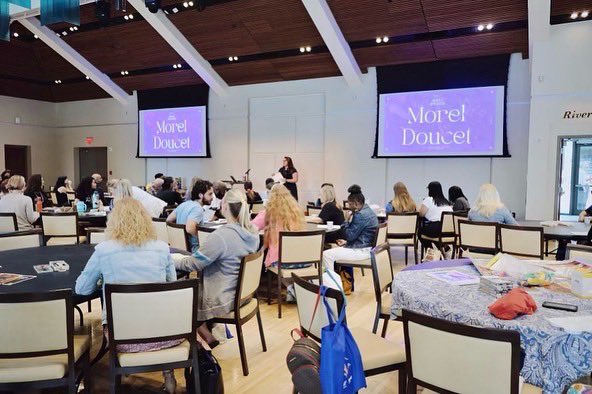 BCPSFineArts's tweet photo. Artist Morel Doucet presented to BCPS art teachers starting the 2022-23 school year w/ a call to action!  Inspiring works of art that speak to our environment &amp; our environmental crisis. Truly inspiring presentation! @browardschools @suptvcartwright @drnmancini @BCPSAppLearn https://t.co/Qi6RrUXFvn