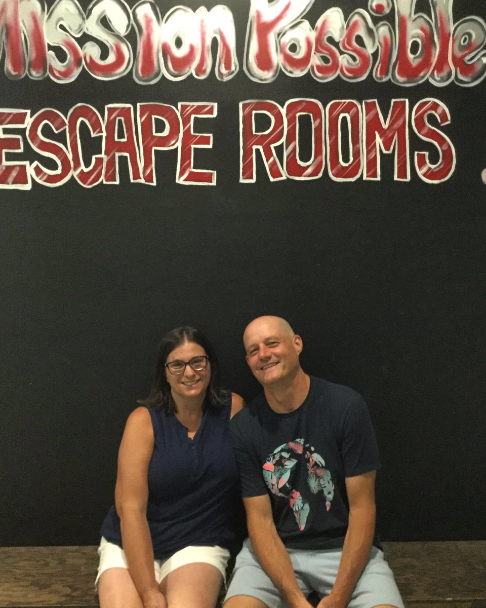 MPEscape's tweet photo. These heroes successfully completed the Heroes room and beat Doctor Blackout!! #missionpossibleescaperooms2 #heroes #marvel #dc https://t.co/rp79UPvACU
