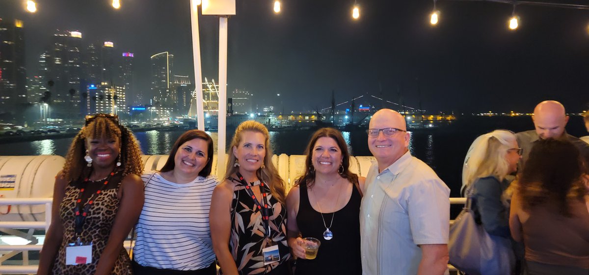 MPISanDiego's tweet photo. What an incredible night reuniting with our industry friends and making new ones! Make sure to tag us in your photos! #allindustrycruise #mpisd #eventprofs #meetingprofs #hospitality #meetingsandevents #eventplanner https://t.co/TmzNj7oXUL